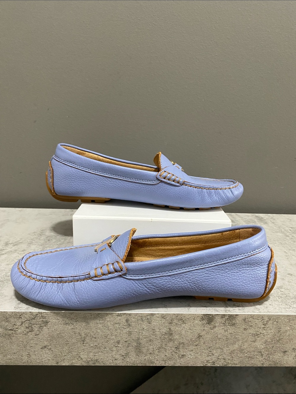 Ralph Lauren Carley Liight Blue Pebbled Leather Loafers with Gold RL Medallion - Picture 4 of 14